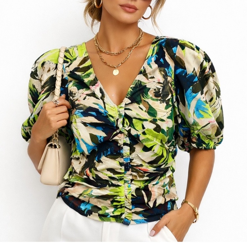 Love The Label Anthropologie Paloma
Blouse Top Size Medium‎